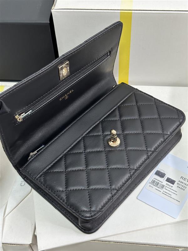 2026127205142115 700